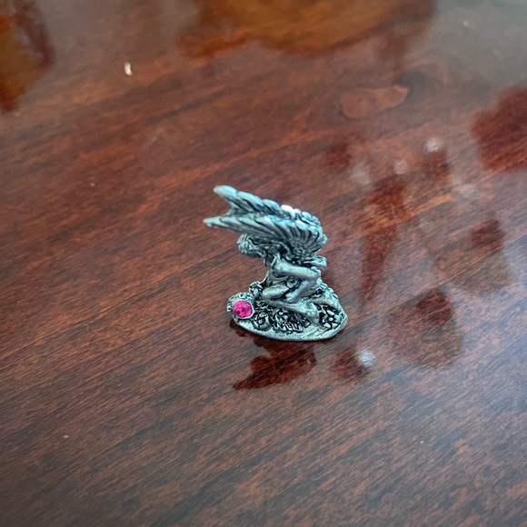 ❌❌ SOLD ❌❌ Medieval Pewter Miniatures With Gems Set of 6 Vintage Collectible - Picture 6 of 15